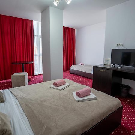 Hotel N Residence Timişoara Extérieur photo