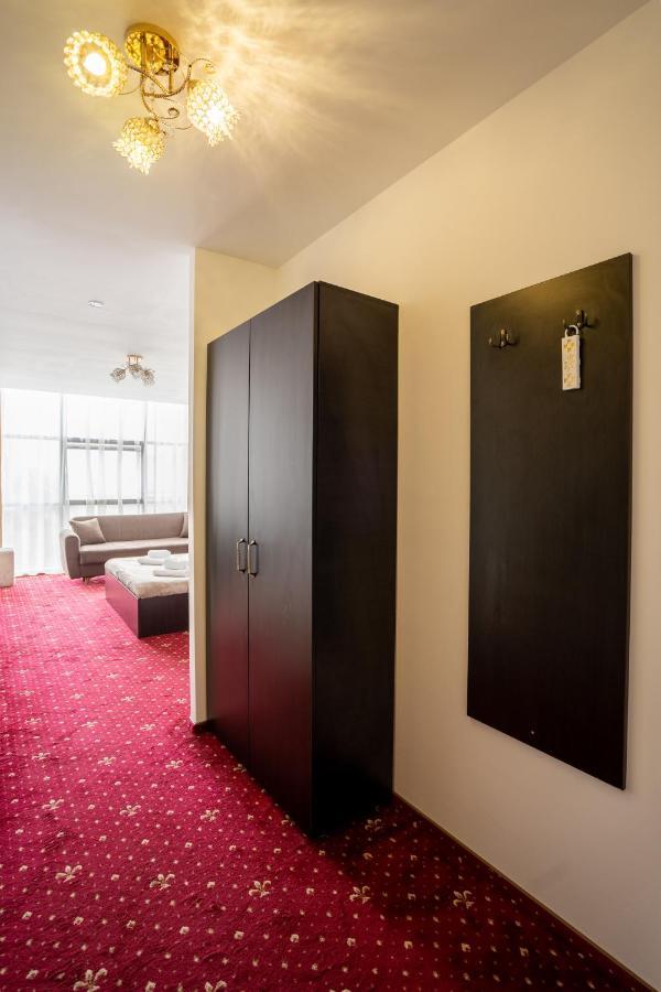 Hotel N Residence Timişoara Extérieur photo