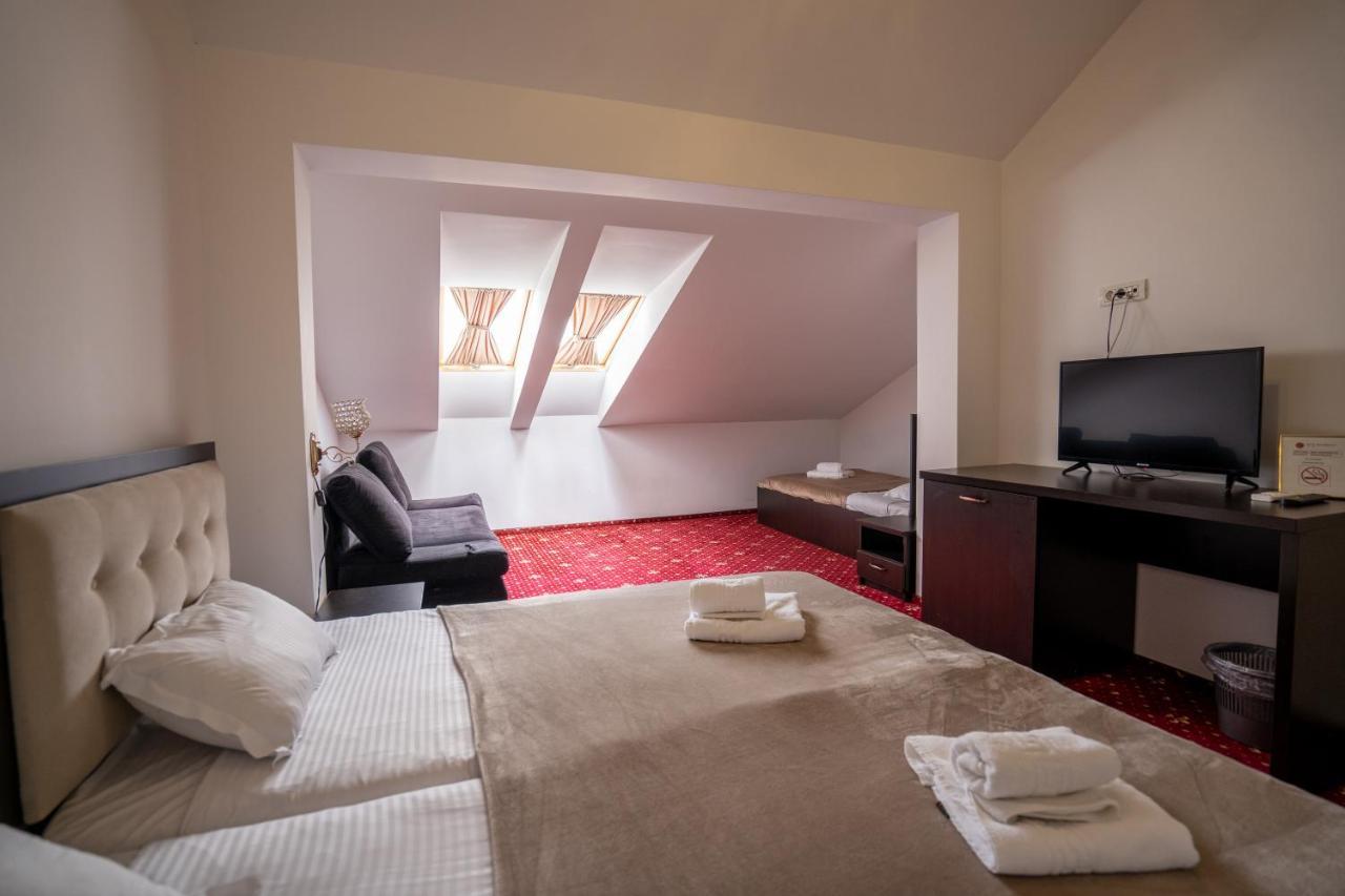 Hotel N Residence Timişoara Extérieur photo