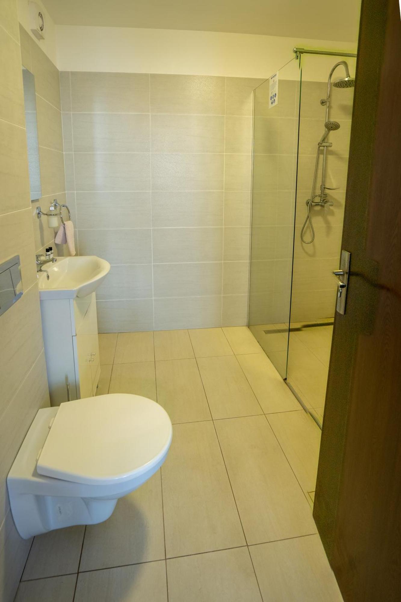 Hotel N Residence Timişoara Extérieur photo