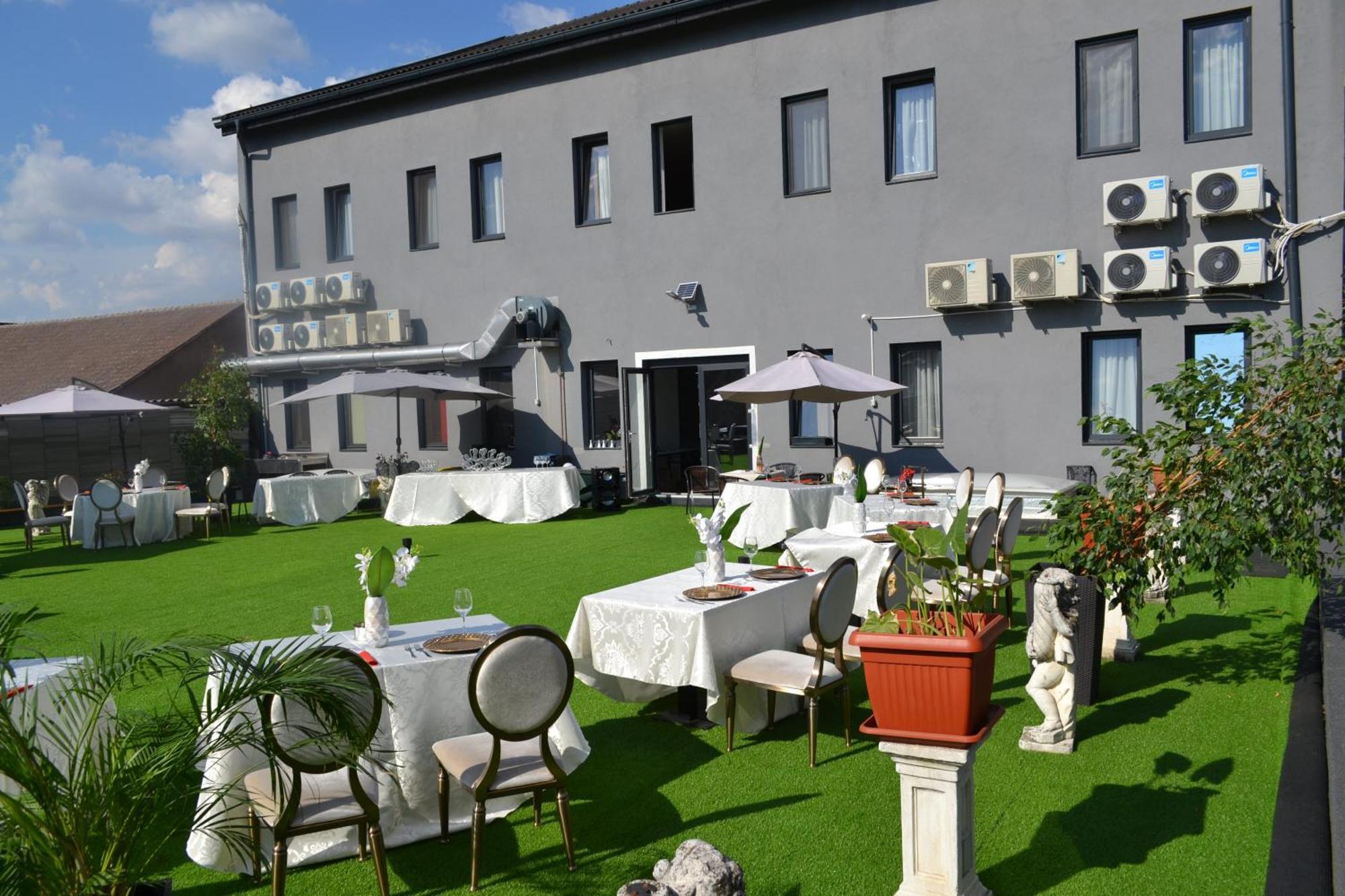 Hotel N Residence Timişoara Extérieur photo